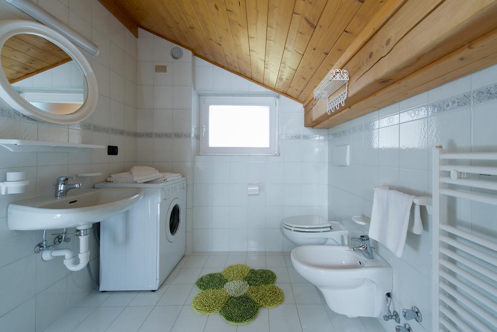 Residence Villa Boschetto Carano  Zimmer foto