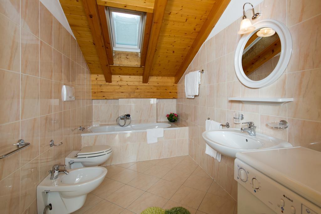 Residence Villa Boschetto Carano  Exterior foto